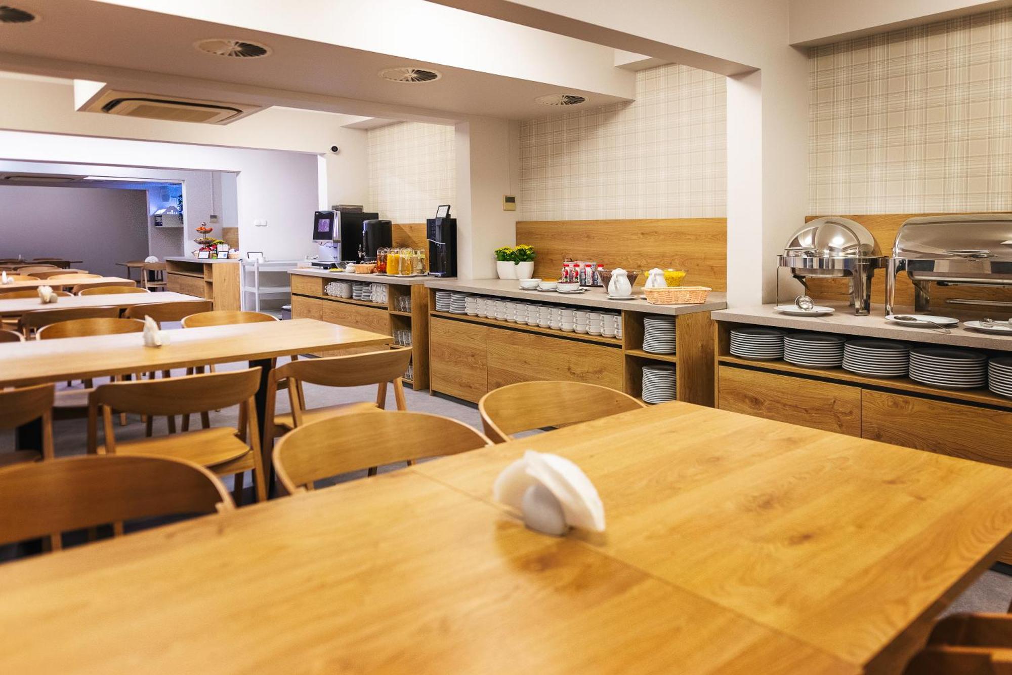 Hotel Zawisza Μπίντγκοστς Εξωτερικό φωτογραφία