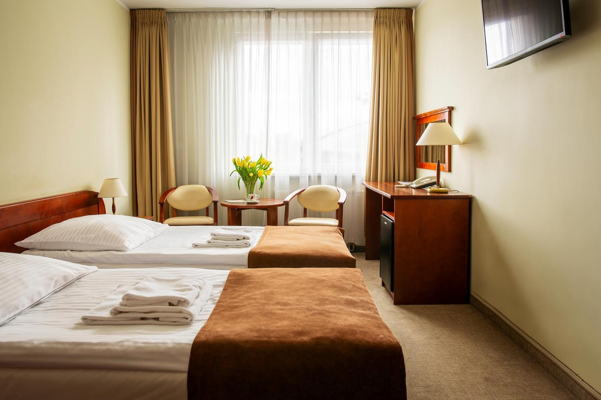 Hotel Zawisza Μπίντγκοστς Εξωτερικό φωτογραφία