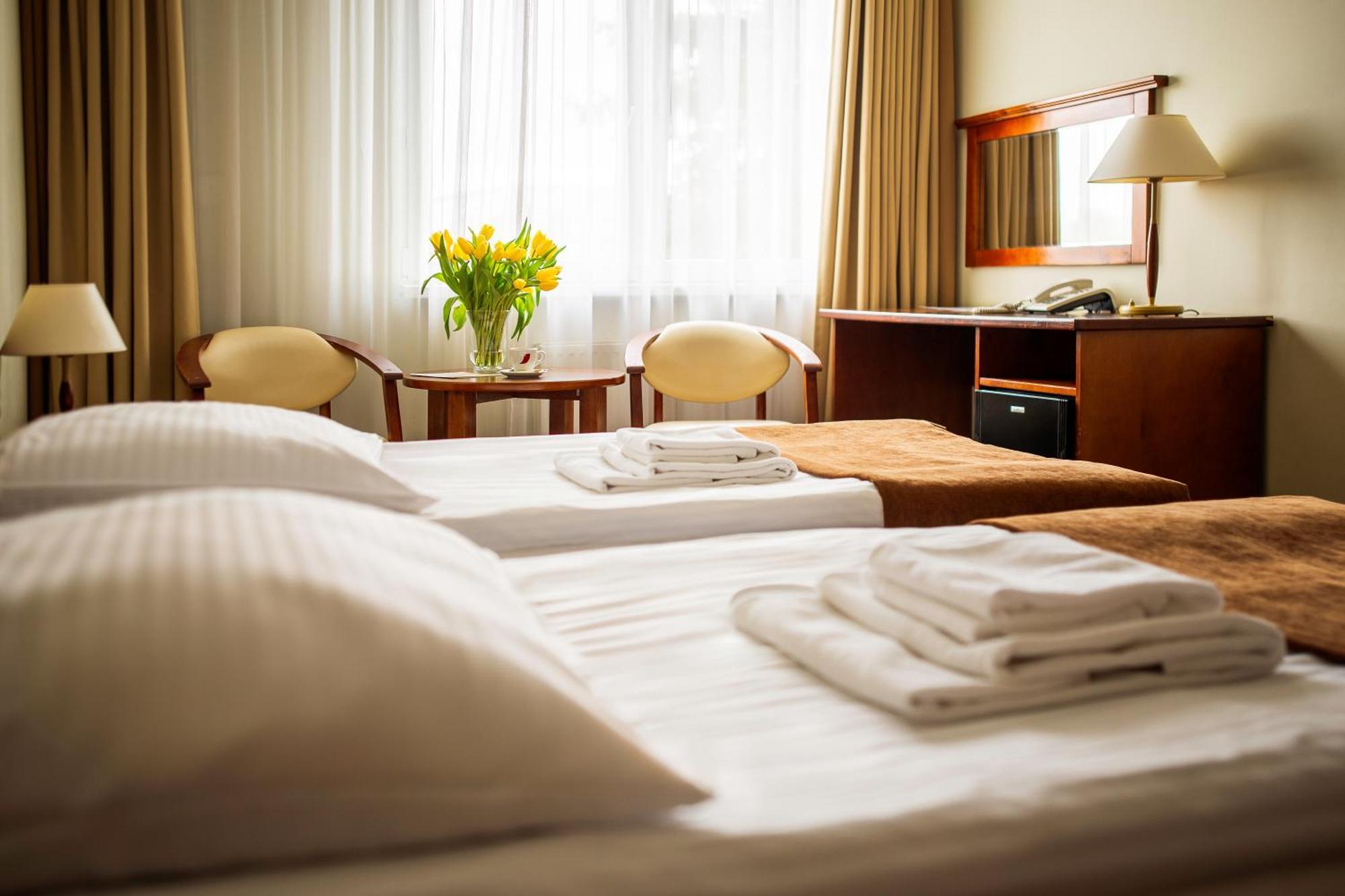 Hotel Zawisza Μπίντγκοστς Εξωτερικό φωτογραφία